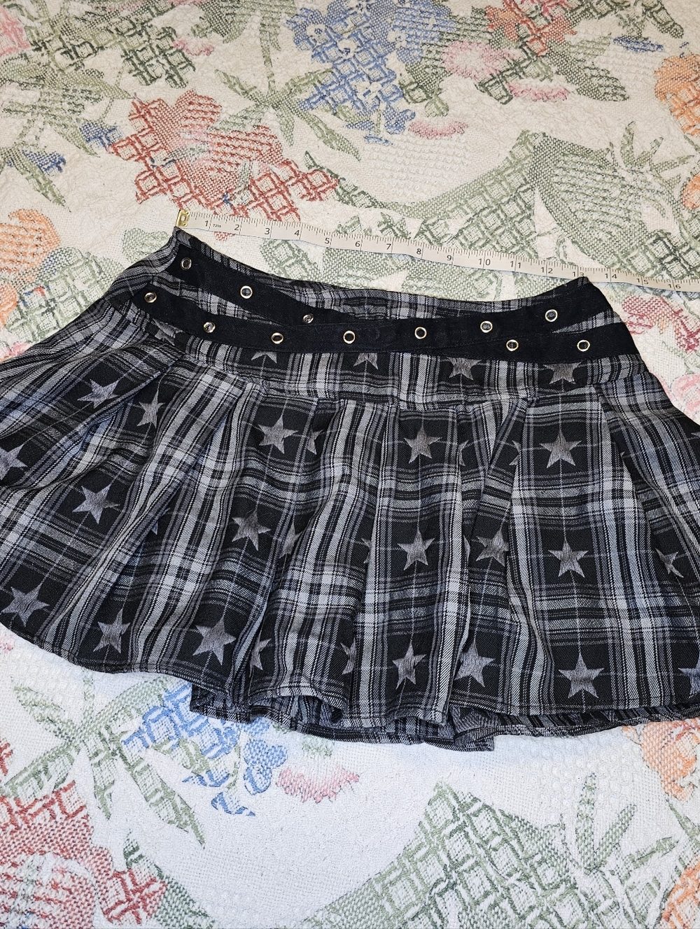 Black Plaid Star Print Pleated Mini Skirt